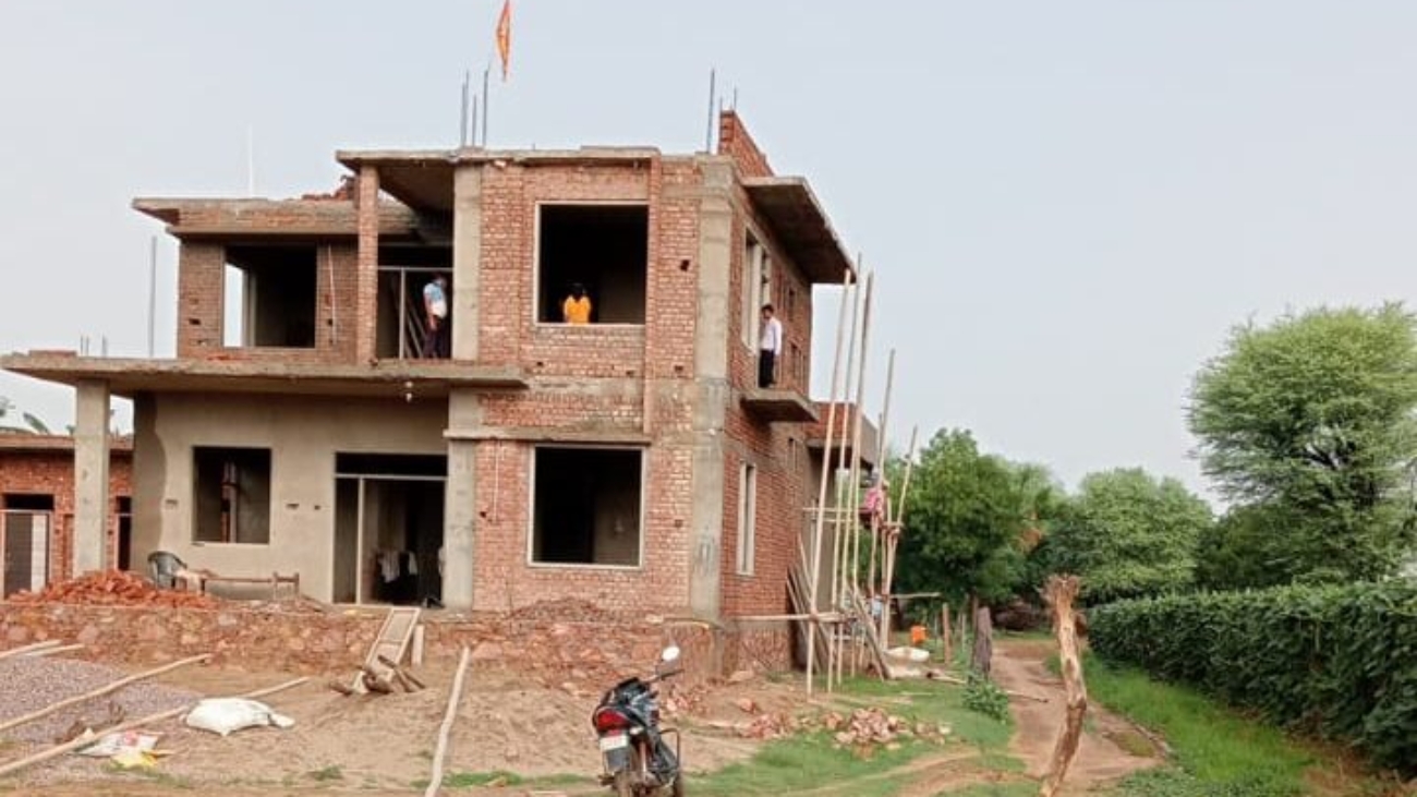 WhatsApp Image 2025-08-24 at 12.10.30